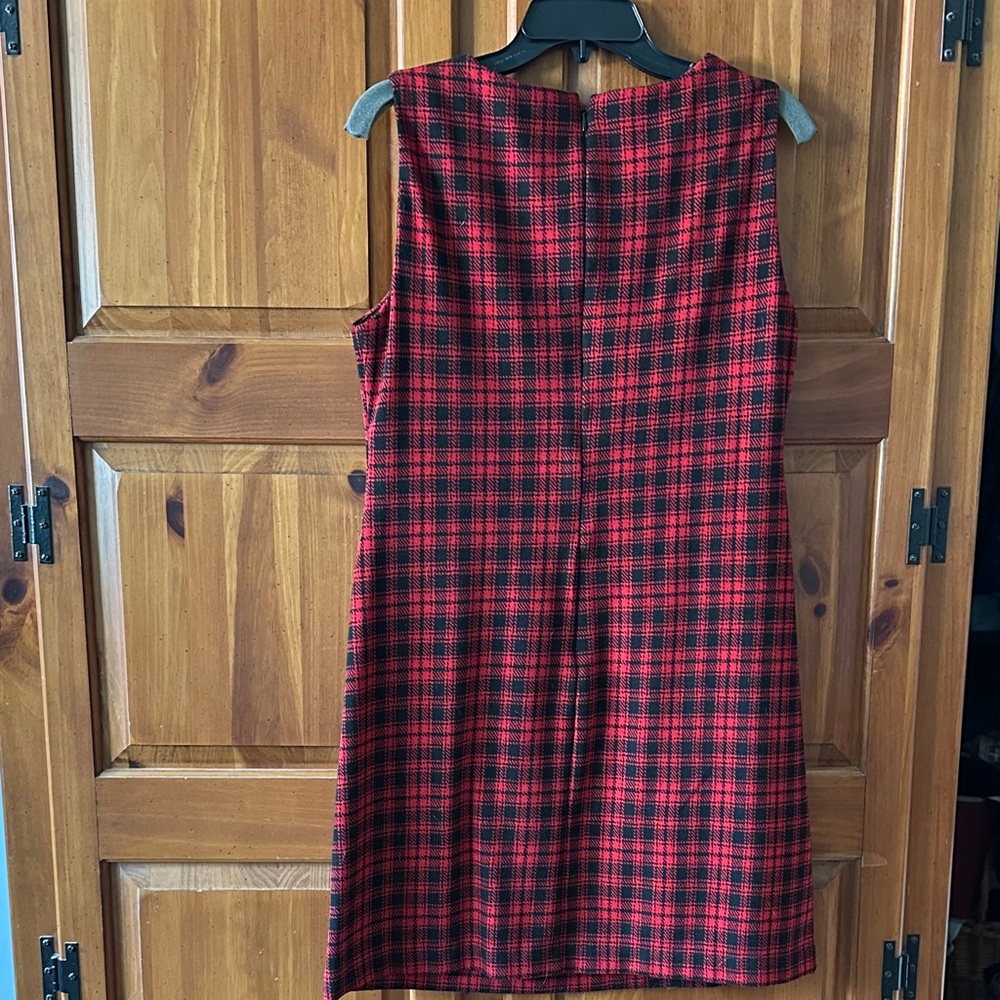Tommy Hilfiger Red and Black Plaid Dress size 10 - Picture 4 of 7